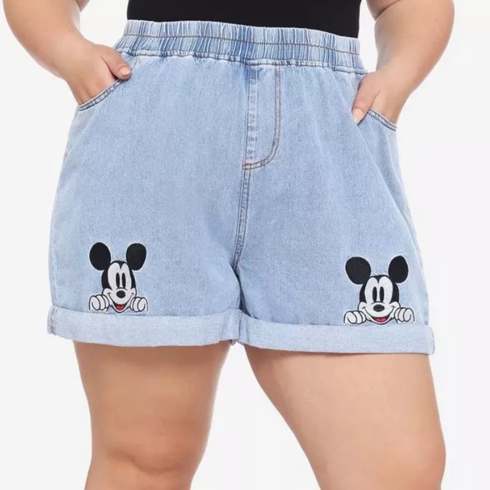 Hot Topic Disney Mickey Mouse Elastic High Waisted Denim Shorts Plus size 4